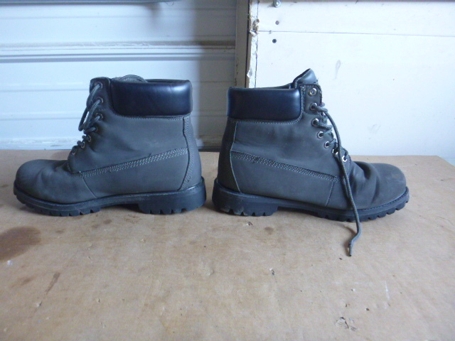 lot 190 image: U.S.P.A Boots
