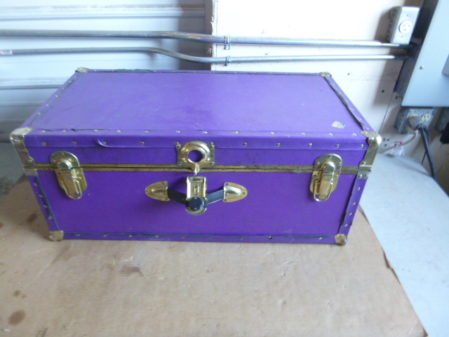 lot 191 image: Storage Trunk