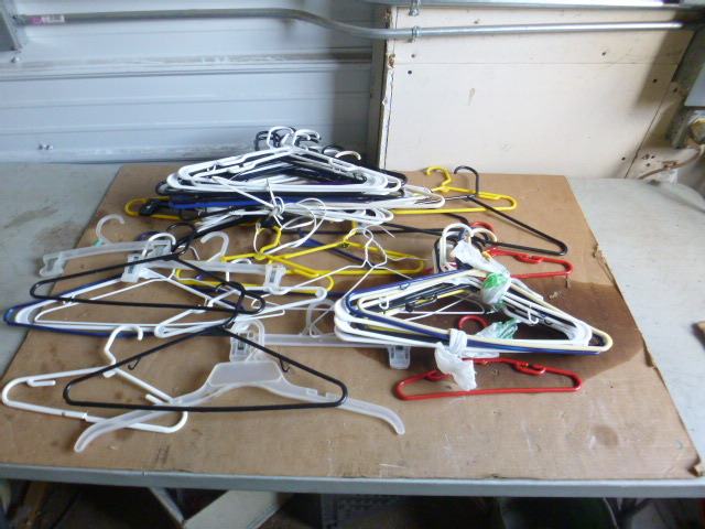 lot 212 image: Lot of Plastic Hangers