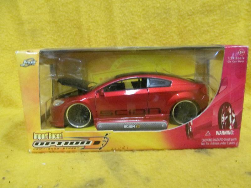 lot 17 image: car