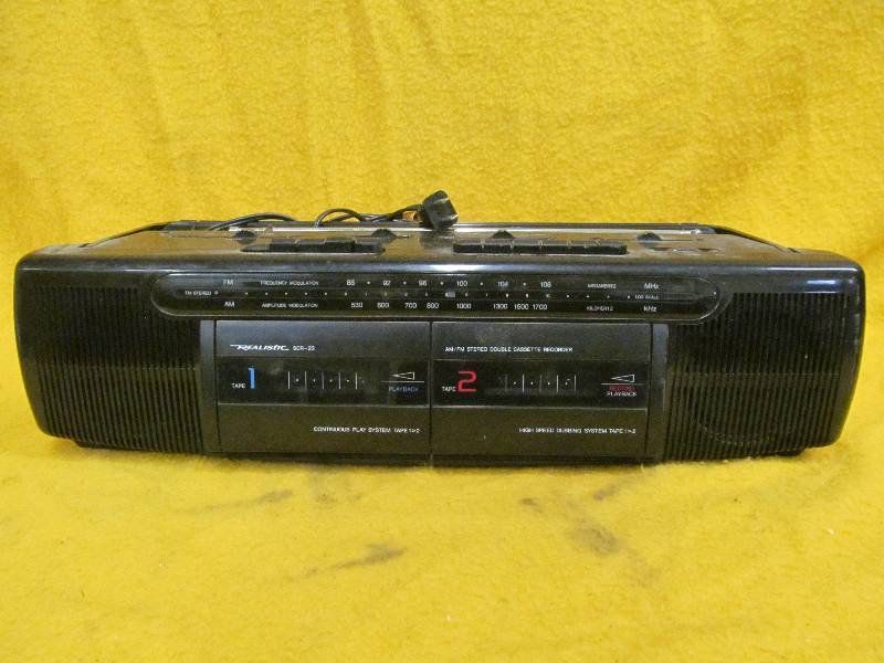 lot 35 image: Realist stero