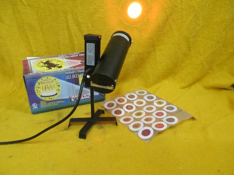 lot 40 image: projector