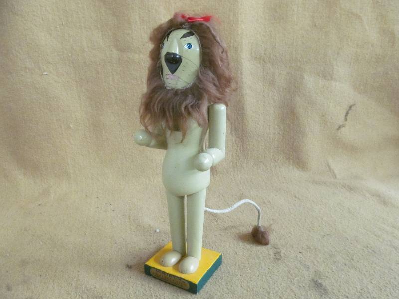 lot 96 image: Lion Figure