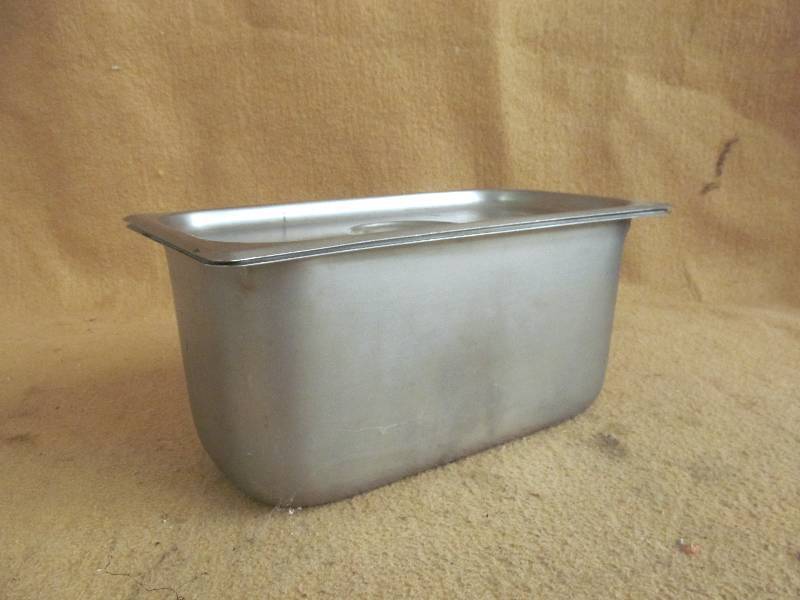 lot 105 image: Buffet Insert
