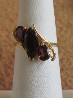 lot 110 image: Costume Jewelry