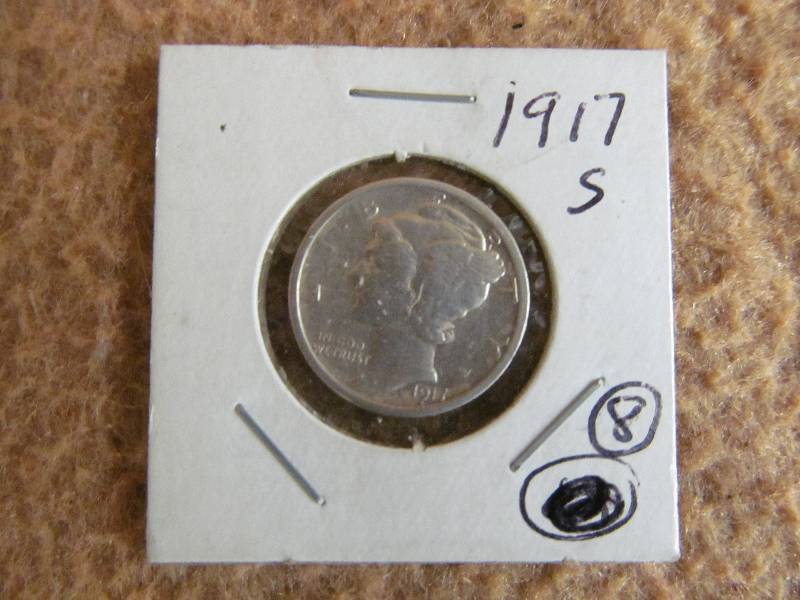 lot 158 image: Collectible Coin