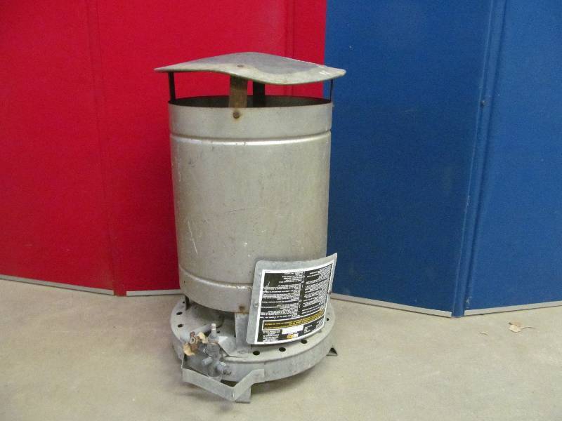 lot 197 image: Heater