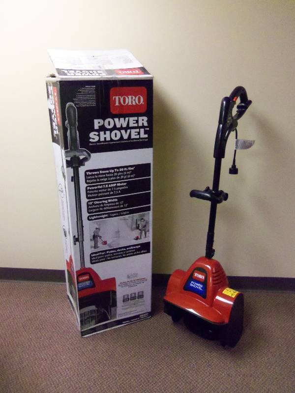 Toro 38361 Power Shovel 7.5 Amp Electric Snow Blower