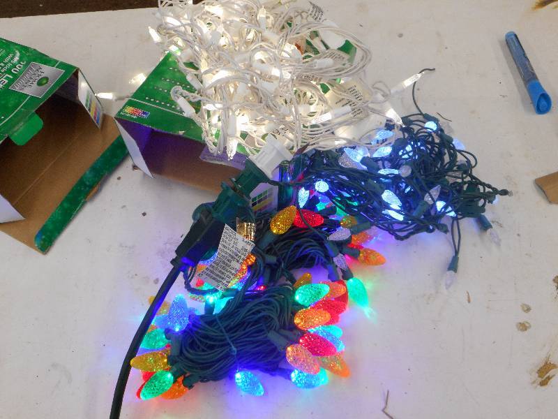 lot 32 image: 250 LED CHRISTMAS LIGHTS.