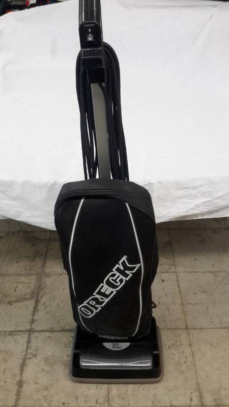 Oreck XL vacuum