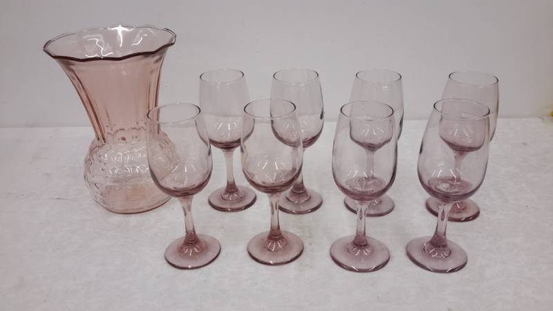 Vase and glasses set