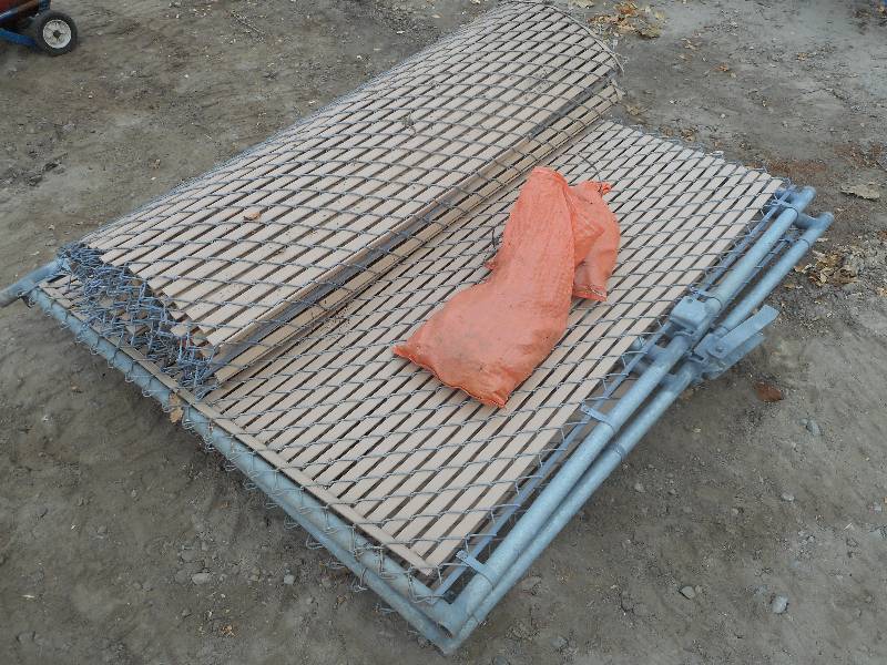 Fencing (2) 5x6 Gate Pieces, (2)...