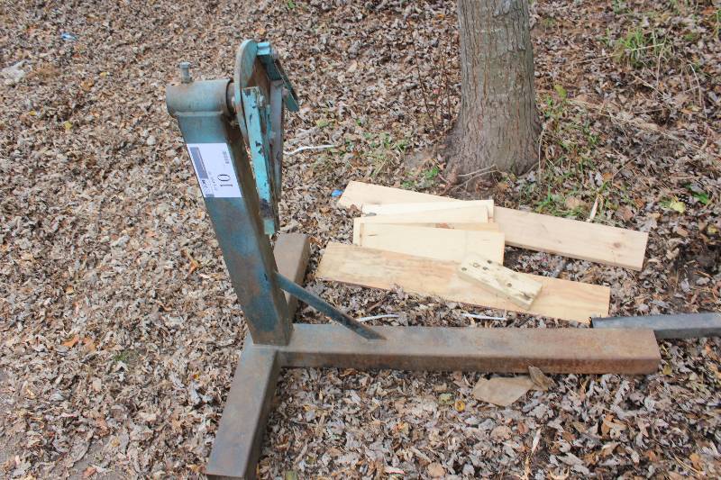 Adjustable Engine Stand