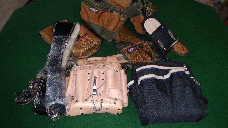 lot 14 image: Lot of tool pouches, NEW
