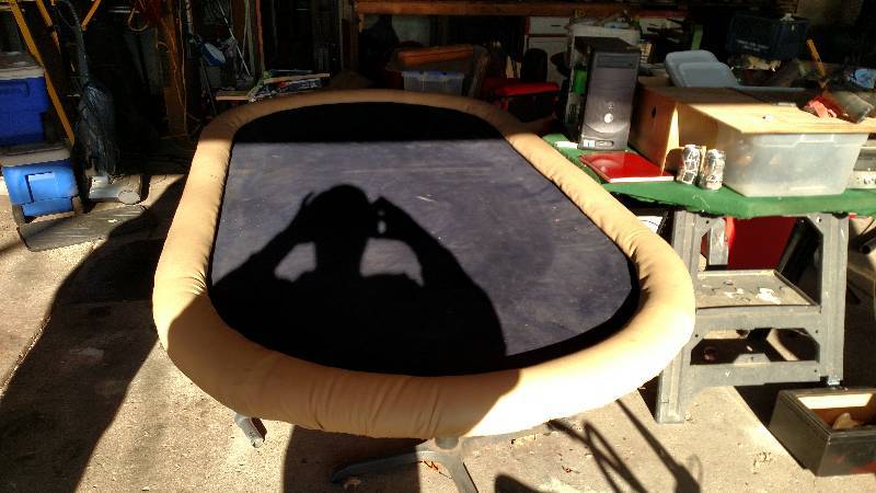 lot 33 image: Gorgeous Poker Table