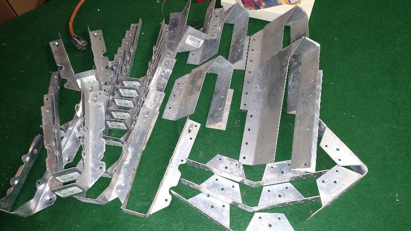 lot 26 image: various joist hangars