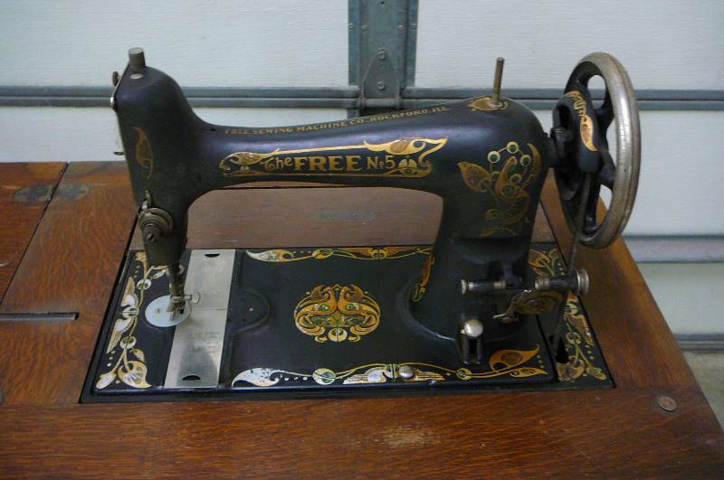 The Free No 5 Sewing Machine and Cabinet Works