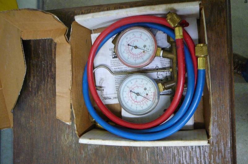 Manifold Gauge for Testing