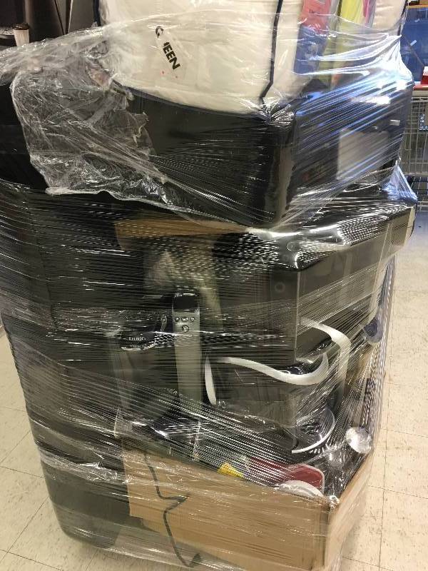 pallet of repairable merchandise  keurigs,furniture appliances