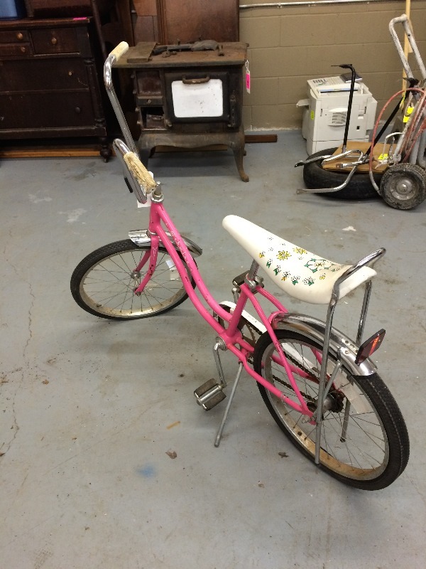 lot 37 image: Vintage Schwinn Girls Bike  a super collectors item