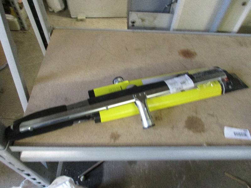 Squeegee heads