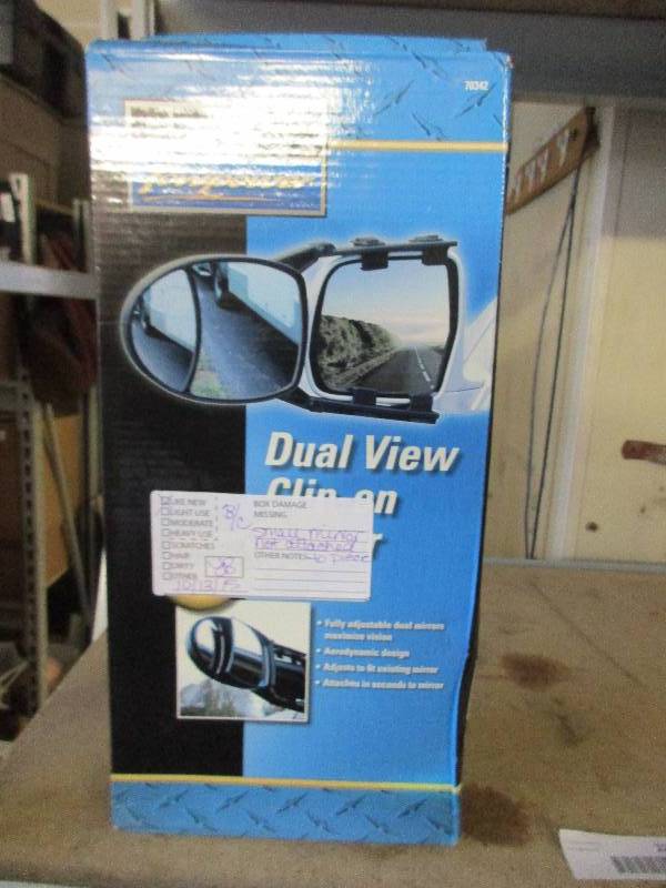 Tow mirrors