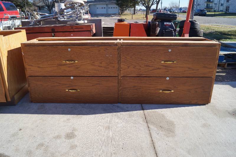 Oak 4 drawer cabinet