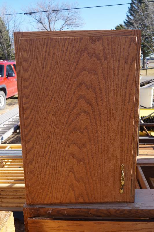Oak Upper Cabinet