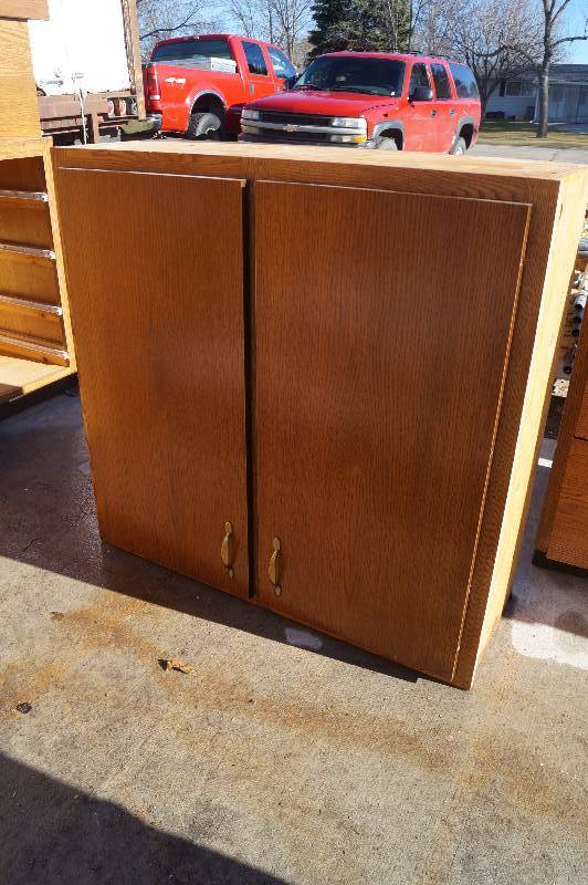 Oak Upper Cabinet