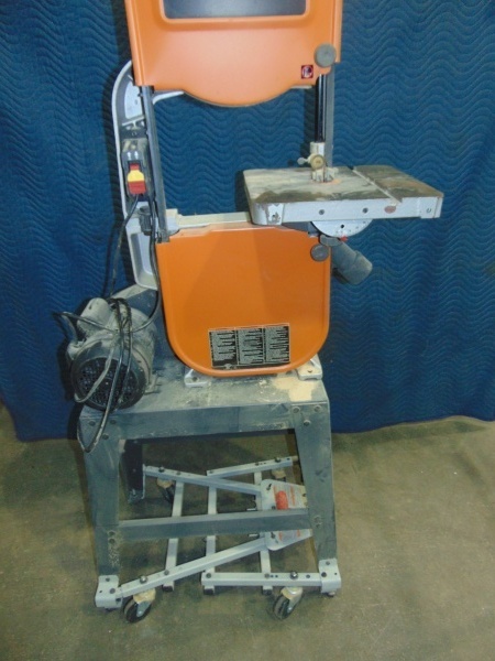 lot 2 image: Ridgid Band Saw Model BS14002 with Stand