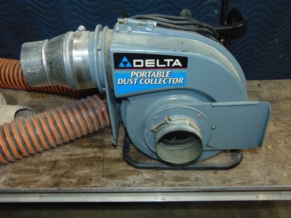 lot 12 image: Delta Portable Dust Collector Model 50-820