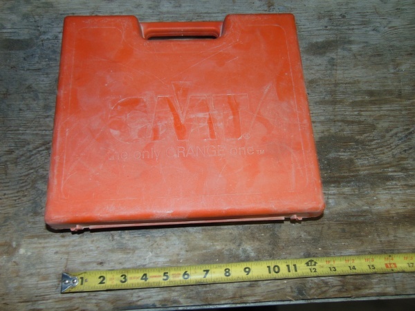 lot 42 image: CMT Blades  The Only Orange Ones