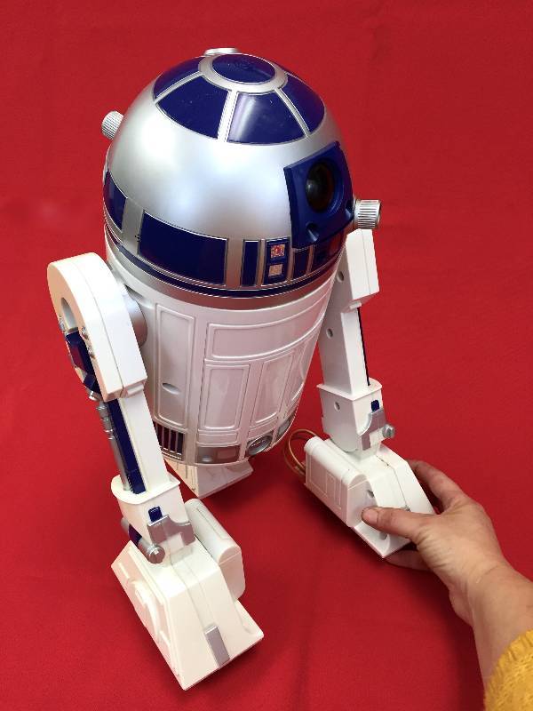 lot 3 image: Star Wars R2 -D-2 Robot -- Very Large -- Appears to be  Battery Operated -- Some yellowing on the white plastic in areas