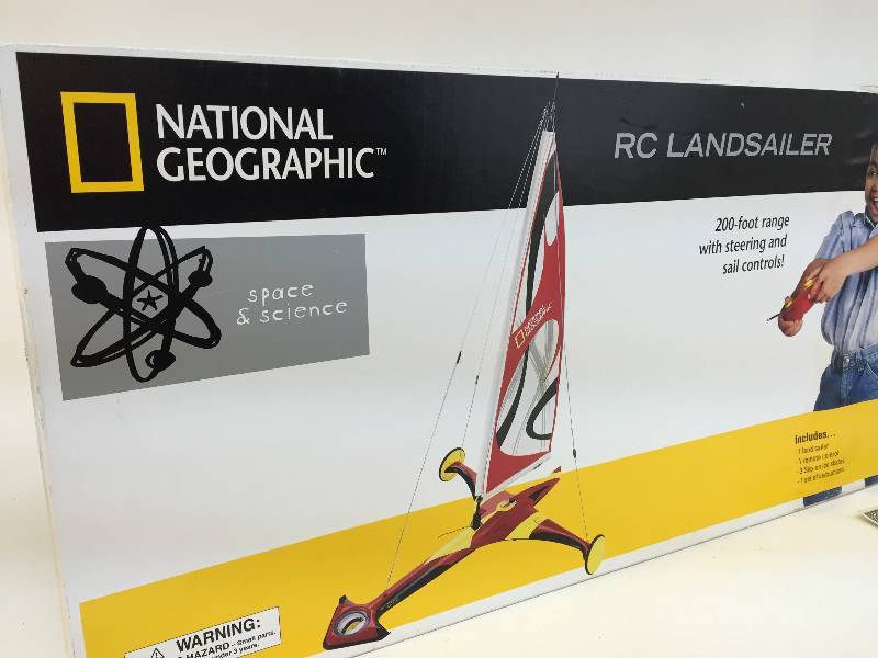 lot 6 image: Radio Control Land Sailor -- National Geographic -- 200 Foot Range w Steering Sail Controls -- New In Box