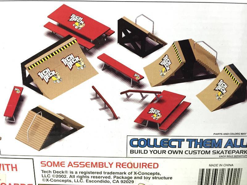 lot 36 image: Lot of 4 New in the Box Tech Deck 10 Trick Ramps for use w Hand boards