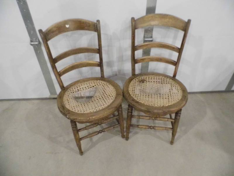 2 Chairs w Wicker Seats