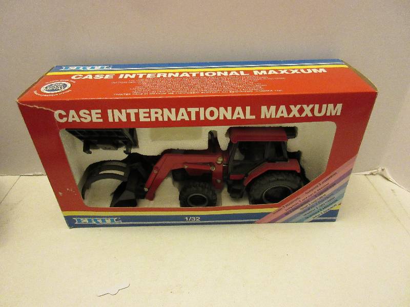 Steel Pressed Farm Toys Tractors & Barge Wagons