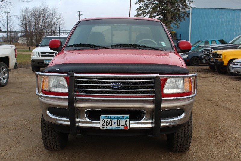 1997 Ford F150 XLT 3 Door Extended Cab  -4WD Needs Work-