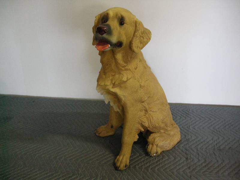 Golden Retriever Statue