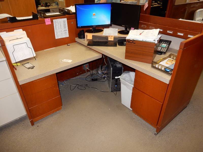 Corner Desk unit