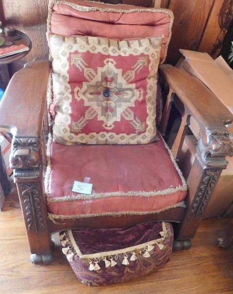 lot 5 image: Antique Royal Chair Co ,Morris reclining chair mechanism