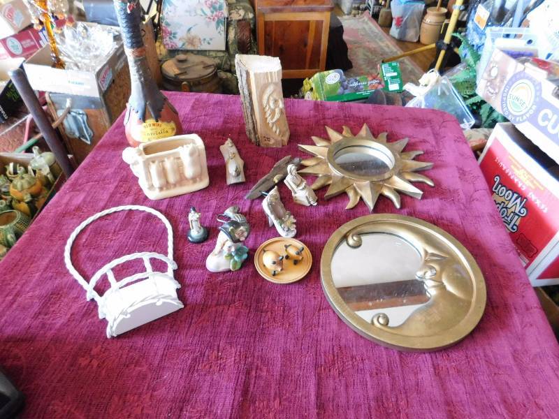 lot 20 image: several home decor items, mirrors, planters and more see photos