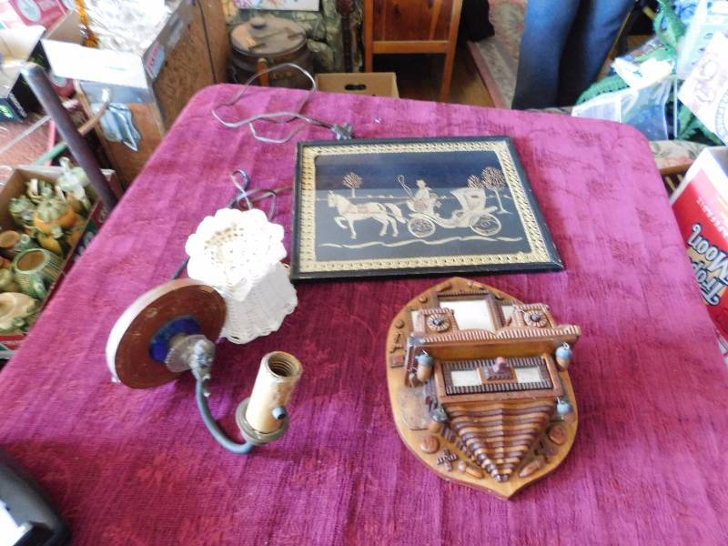lot 22 image: antique wall sconce, vintage tramp art mirror and more