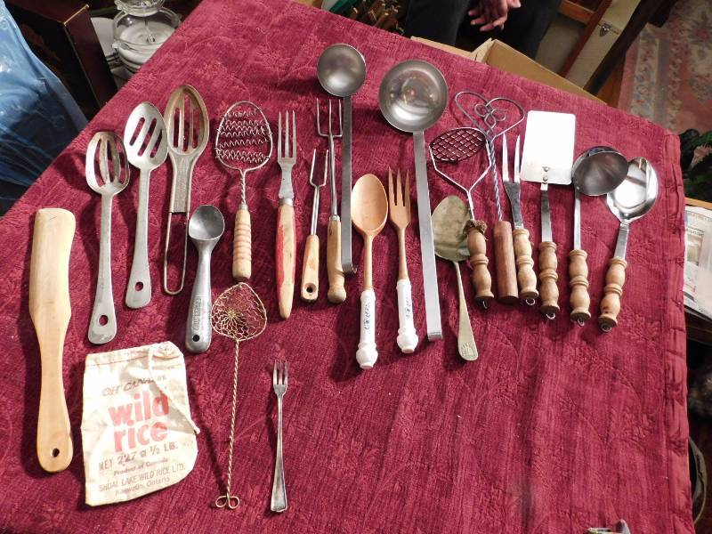 lot 60 image: large lot of vintage kitchen utensils two metal with advertising on them