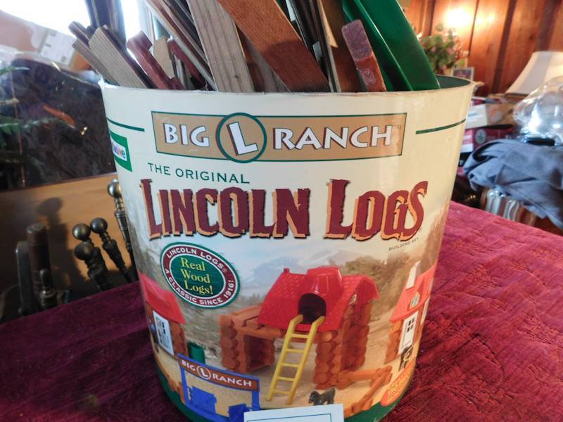lot 63 image: newer container of Lincoln logs probably not complete