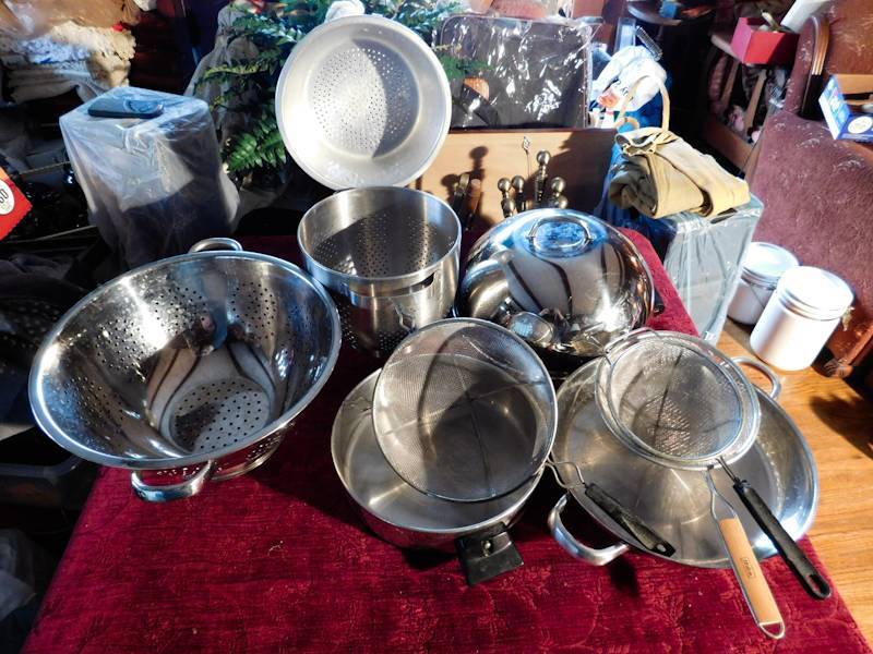lot 84 image: server strainers and pots for cooking