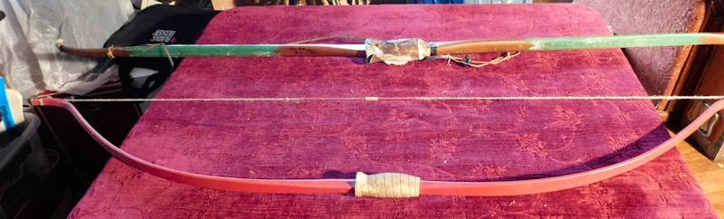 lot 95 image: Vintage Archery Bows