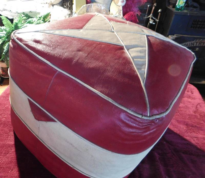 lot 105 image: Red and white leather square seat  stool