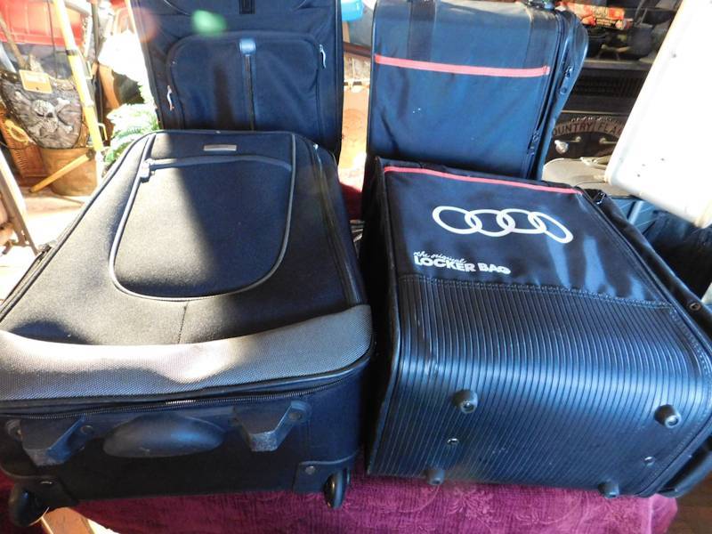 lot 110 image: luggage lot please see photos