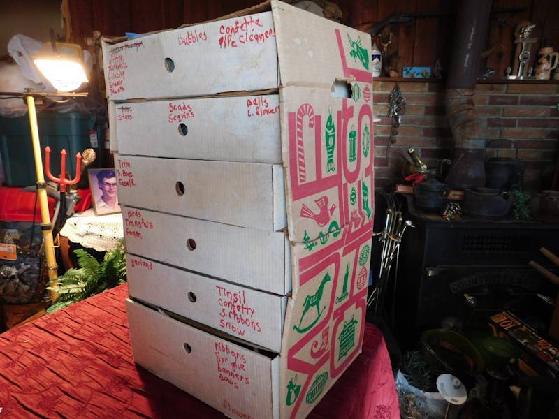 lot 139 image: six drawer cardboard box full of craft items...please see all the photos
